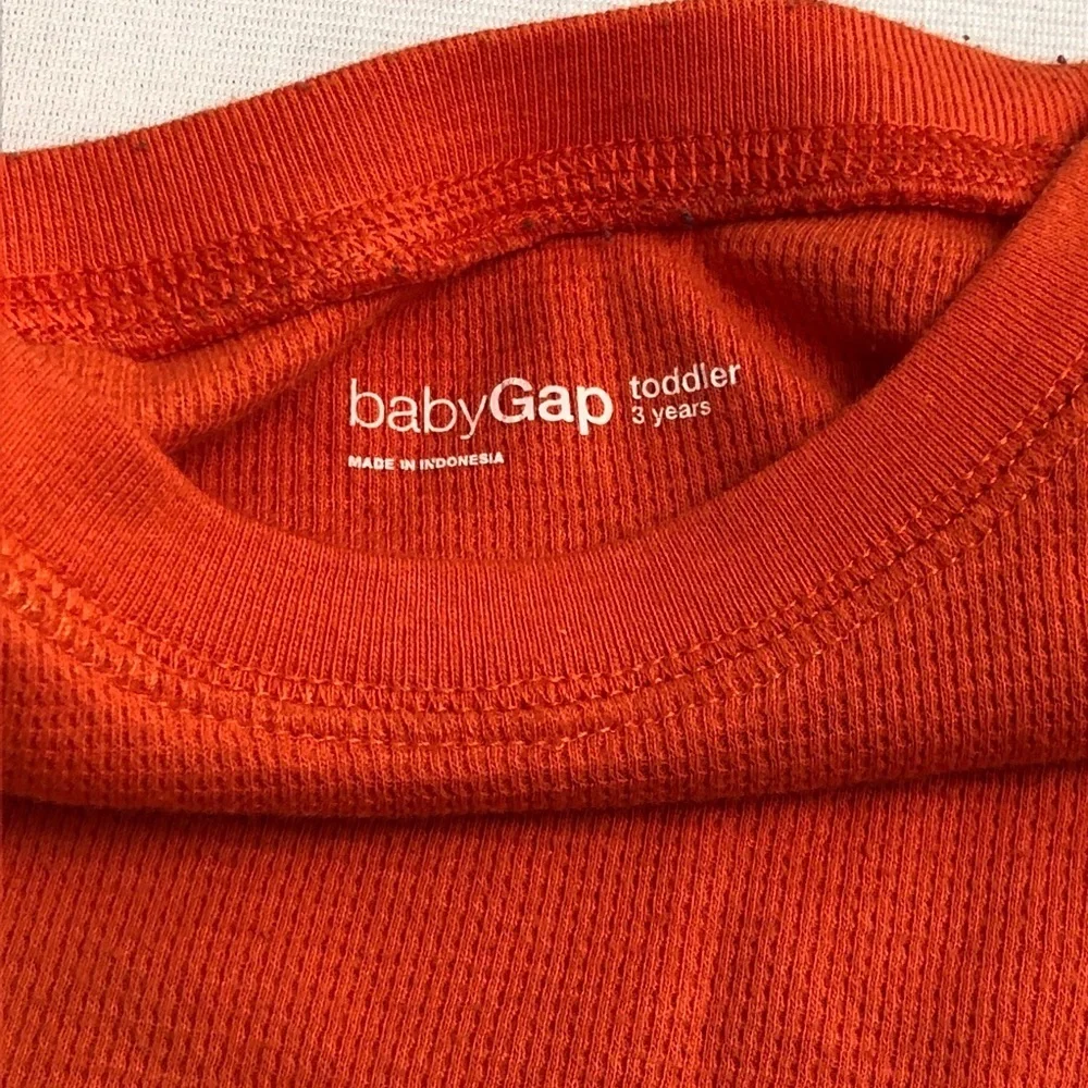 GAP orange waffle